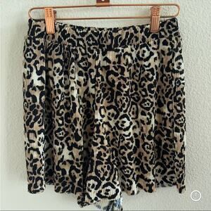 ASOS Crinkle Leopard Elastic Waist Pull On Shorts US 4